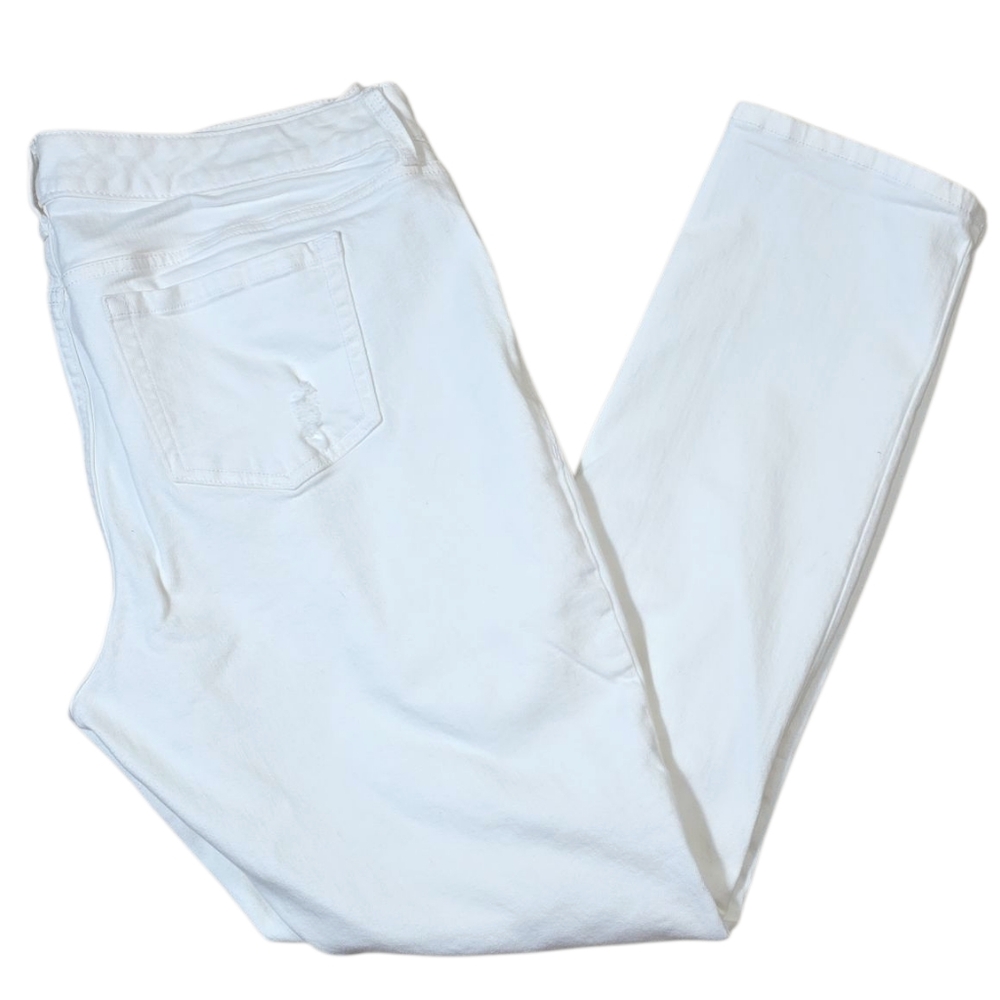 Torrid White Distressed Denim Jeans